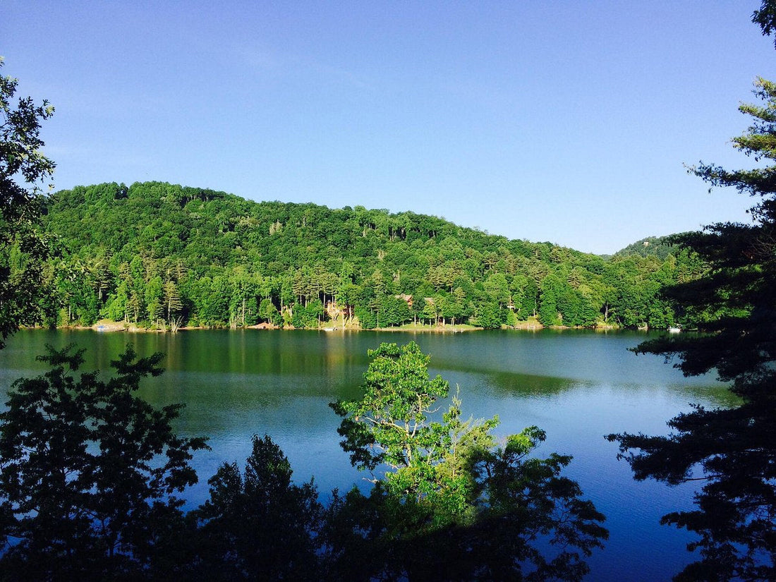 Lake Glenville Vacation Rentals | Lake Glenville Vacay